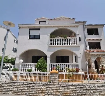 1 Bedroom Stunning In * Zadar